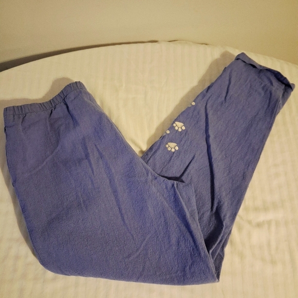 Blue Two-Piece Set with Embroidered Detail Of Cat And Claws - Picture 5 of 16